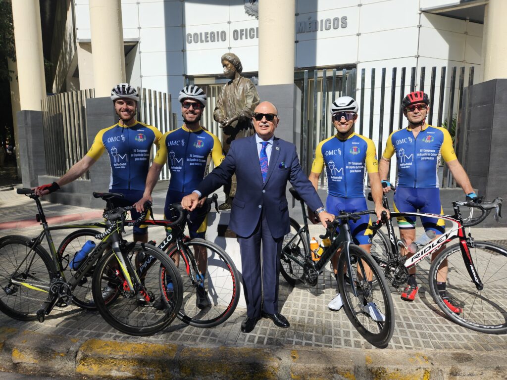 El equipo ciclista del icomBA presenta sus nuevas equipaciones 6 Imagen de WhatsApp 2024 05 28 a las 18.18.01 f9123be0