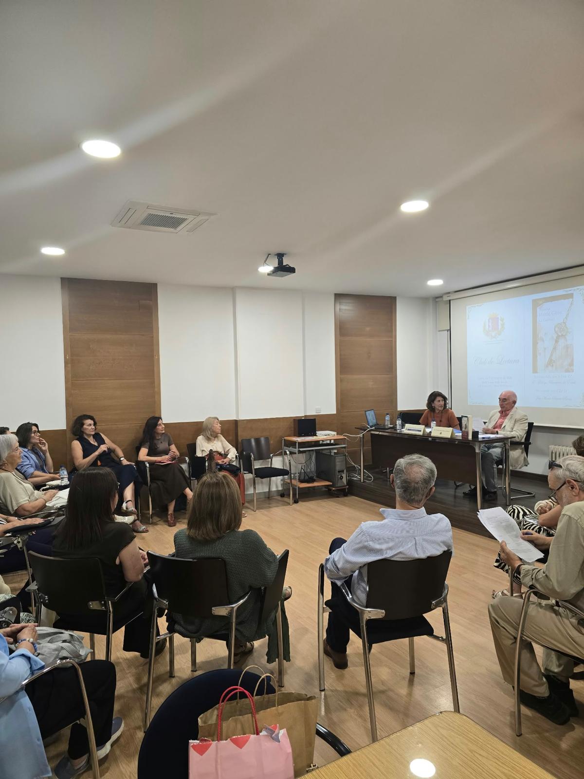 Resumen Reunión Club de Lectura icomBA Octubre 2026 2 imagen2 1